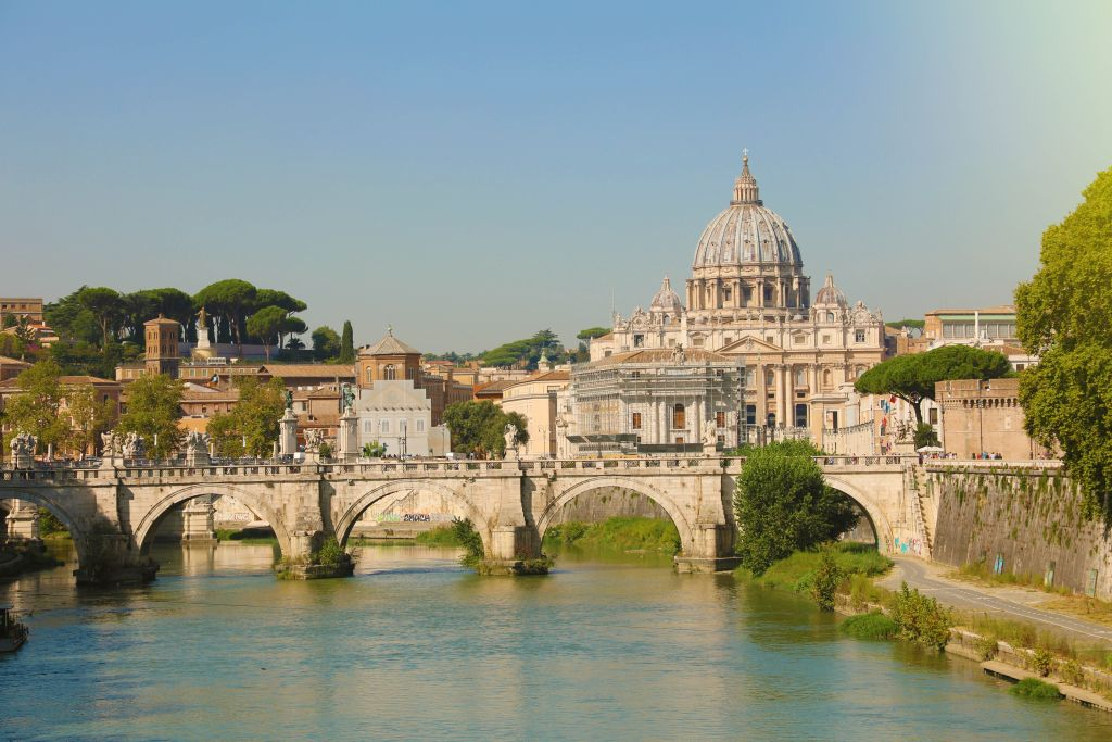 Roma: Visita a pie, Crucero por el Tíber + Degustación gastronómica en el Trastevere