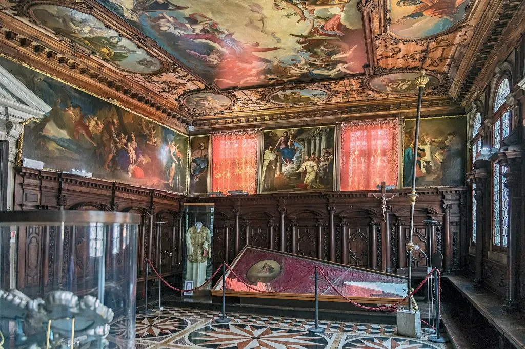 Scuola Grande dei Carmini: Entry Ticket