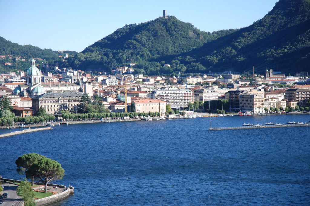 Como: Tour guidato della città e crociera sul lago