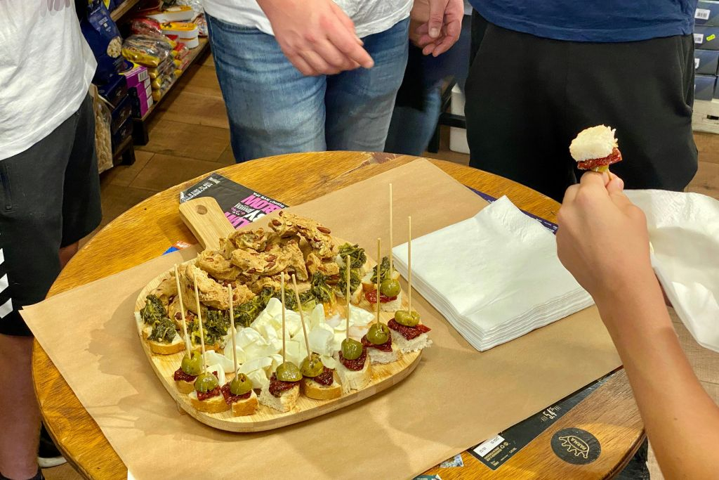 Naples: Guided Street Food Tour