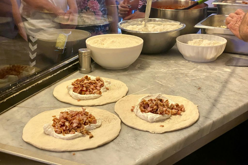 Naples: Guided Street Food Tour