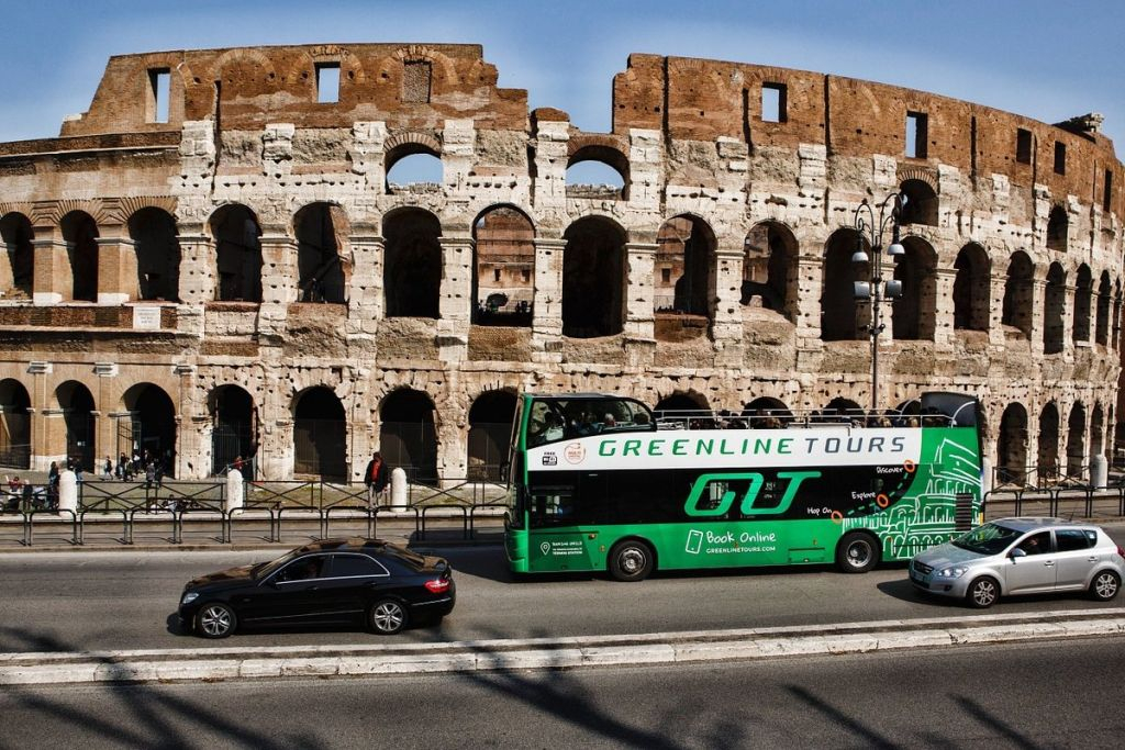 Roma: Trasferimento da Civitavecchia + Tour Hop-on Hop-off in autobus Combi