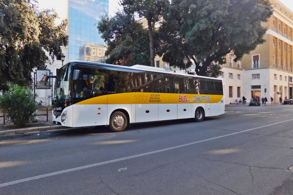 Rome : Transfert Civitavecchia + visite en bus Hop-on Hop-off Combi