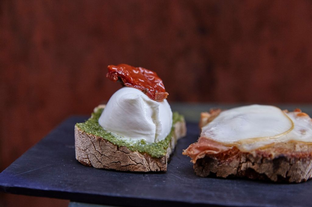 Rome: Sunset Food and Wine Tour