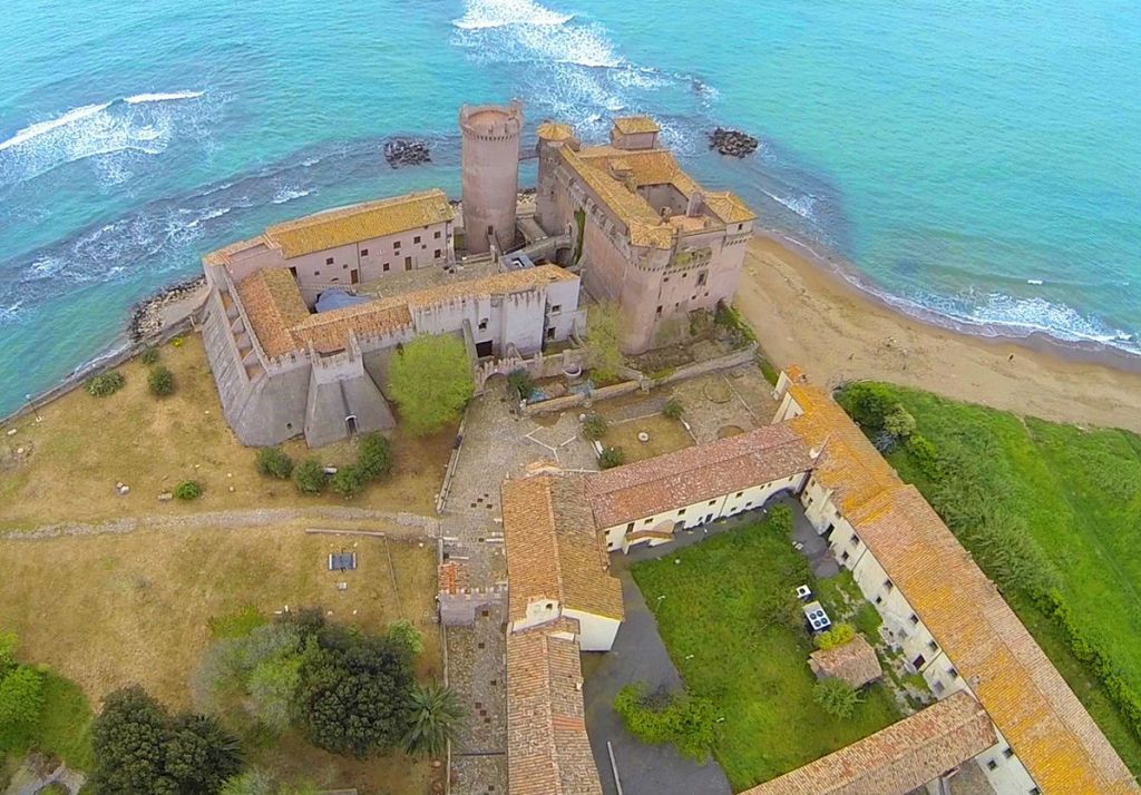 Château de Santa Severa: Billet d'entrée + Cartes postales Pemcards