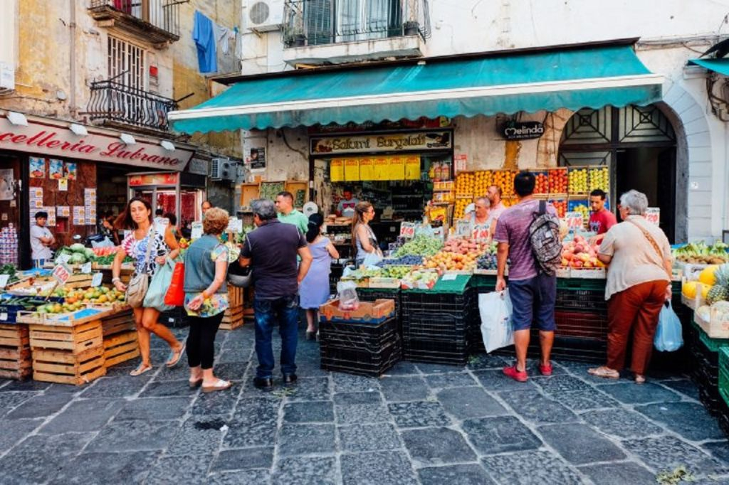 Naples: Spanish Quarters: Guided Walking Tour