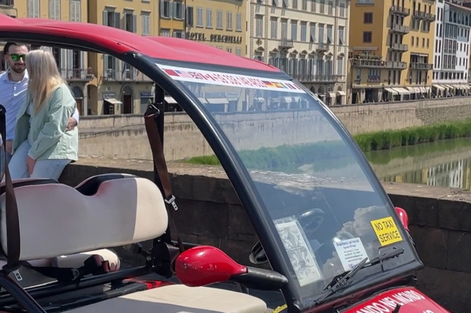 Florence: Grand Electric Car Eco-Tour