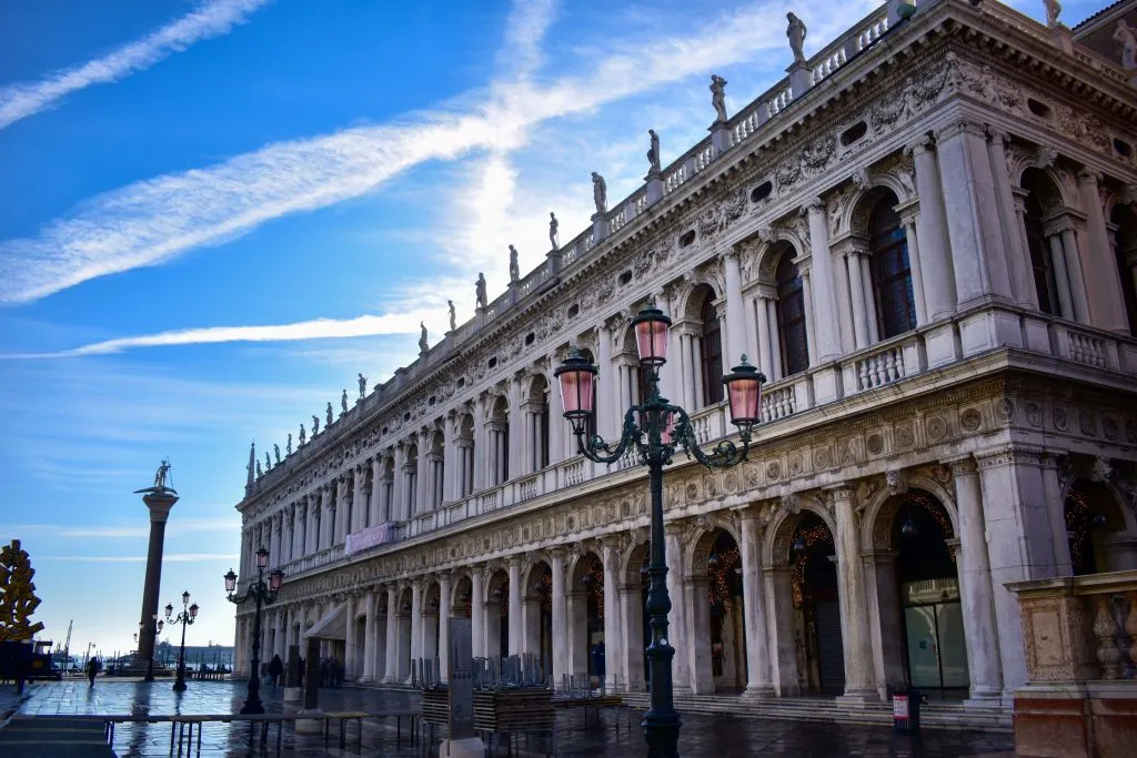Venice City Pass with 30+ Attractions, Gondola Ride & Guided Tours