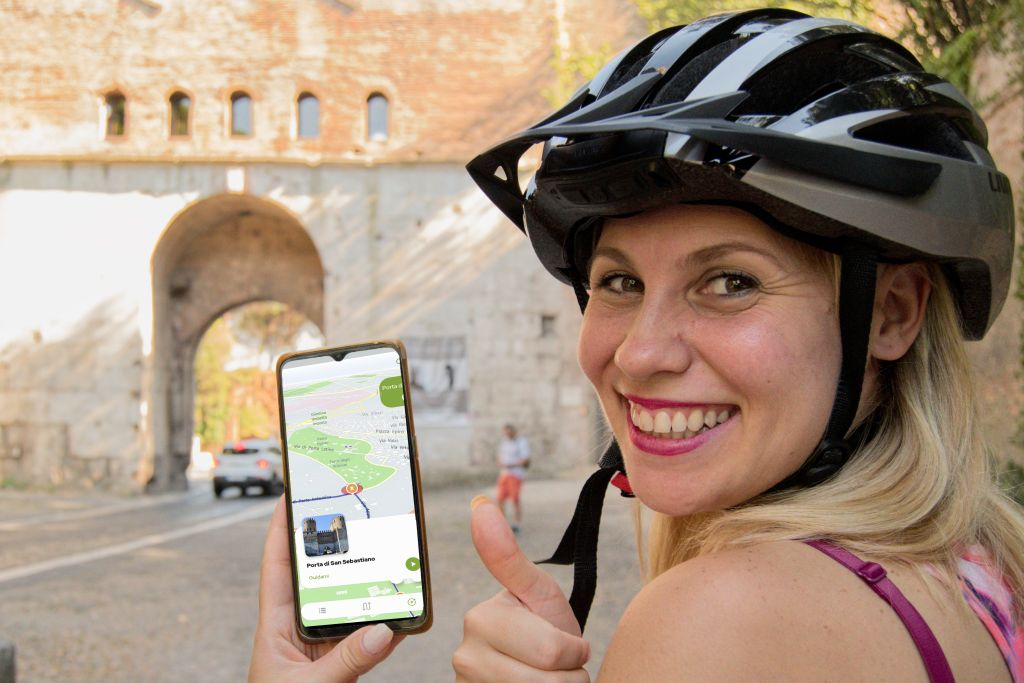 Roma: Alquiler de E-Bike con Audio City Tour de Roma o Via Appia
