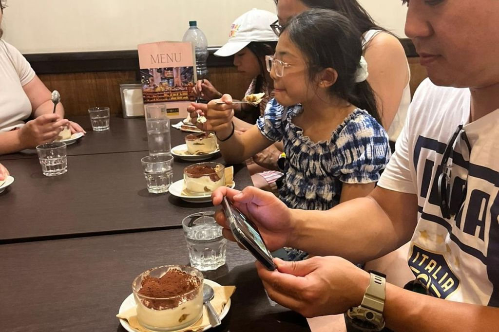 Rome: Tiramisu, Gelato & Espresso Tour
