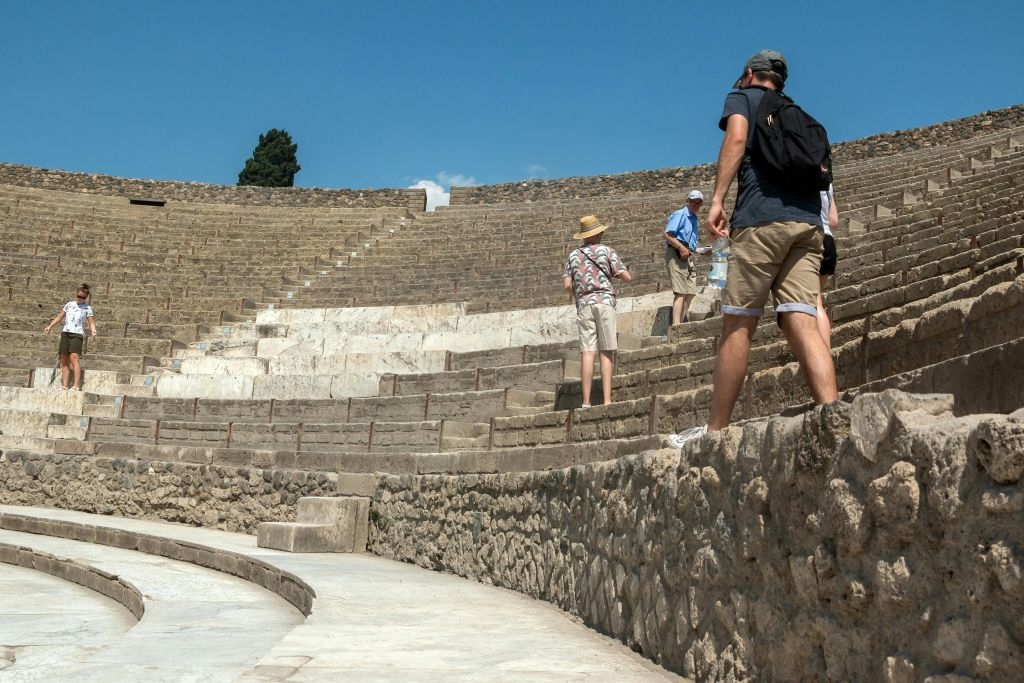 Pompeii, Amalfi Coast & Sorrento: Day Trip from Rome