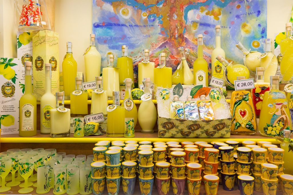 Pompeii, Amalfi Coast & Sorrento: Day Trip from Rome