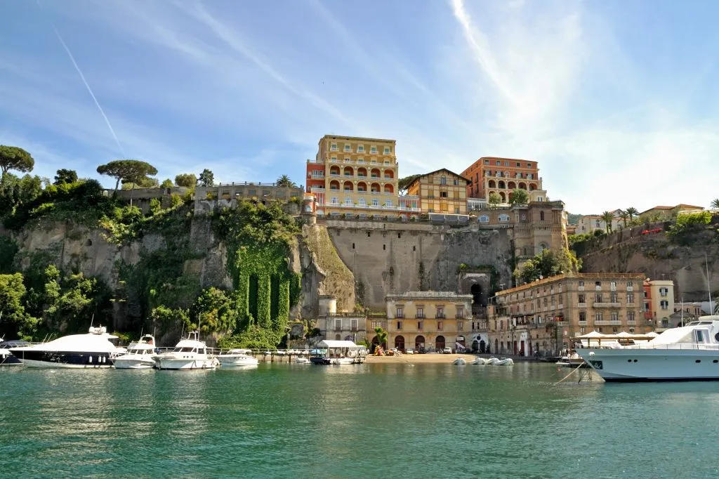 Pompeii, Amalfi Coast & Sorrento: Day Trip from Rome