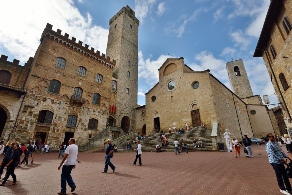 Siena, San Gimignano & Pisa: Day Trip from Florence + Wine Tasting