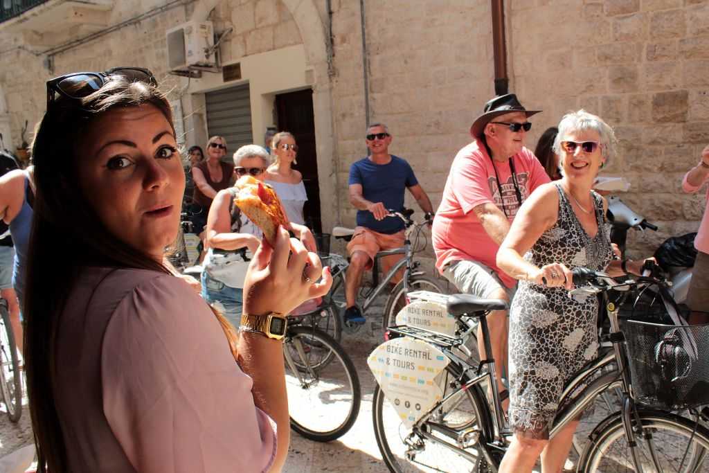 Questa è Bari: Tour a Piedi o in Bici
