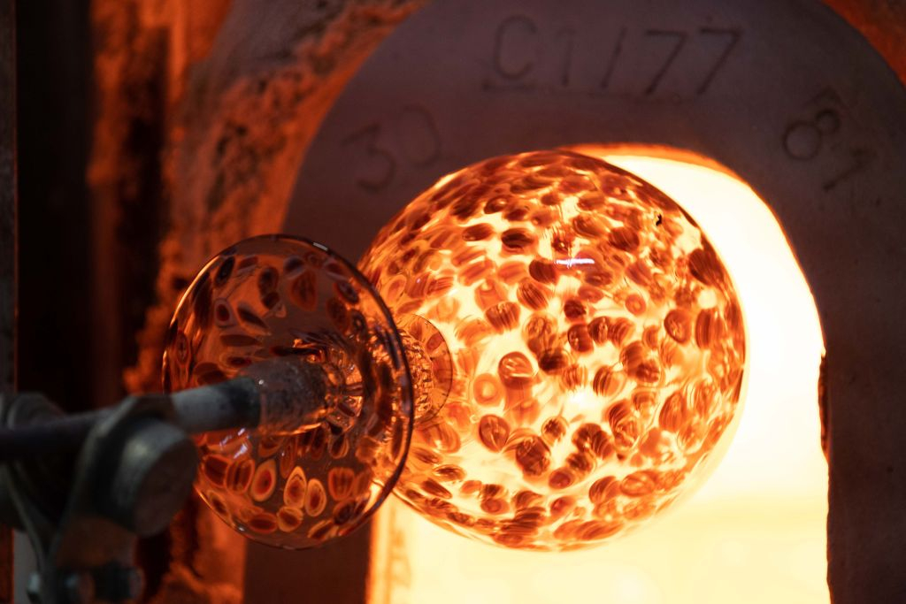 Murano & Burano: Guided boat Tour from Murano with Glass Blowing Factory