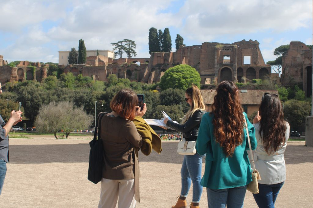 Rome: Golf Cart Guided Tour