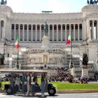 Rome: Golf Cart Guided Tour