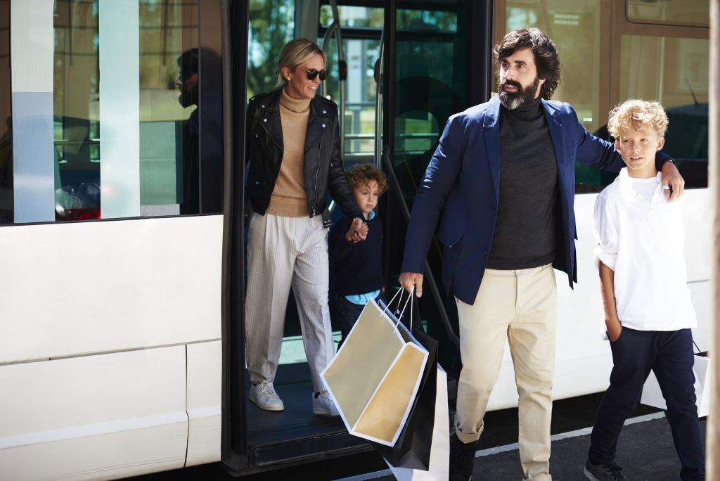 La Reggia Designer Outlet: Roundtrip Shuttle Transfer from Naples