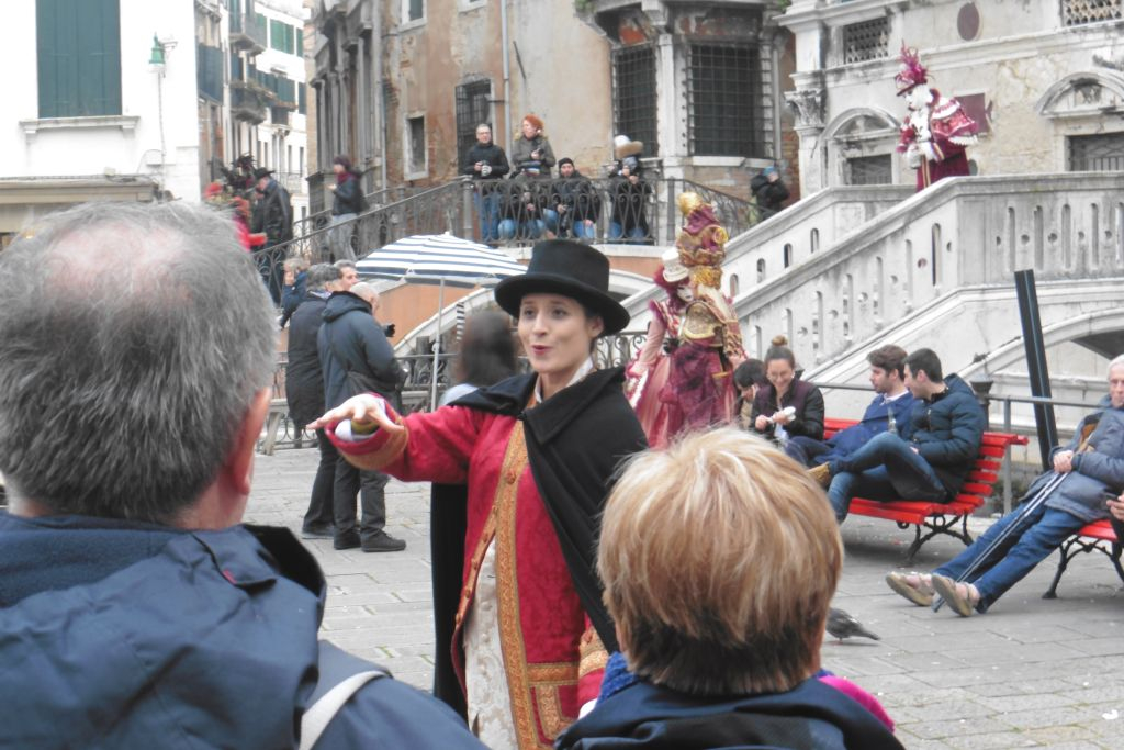 Tour di Carnevale - Show Teatrale Itinerante