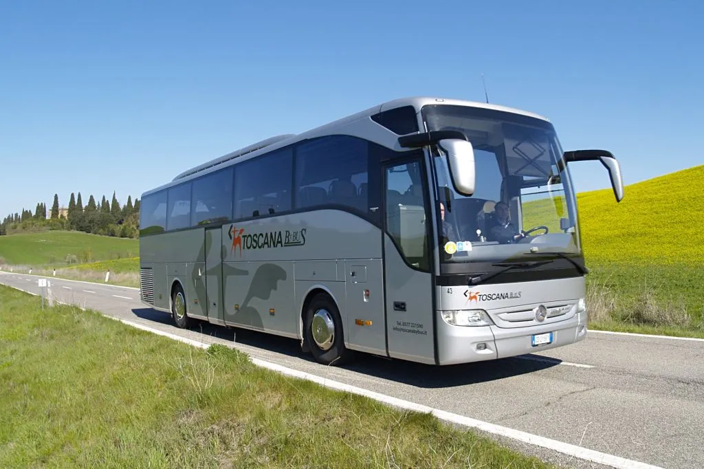 From Rome: Fiumicino Airport Terminal 3 to Grosseto Bus Station by Bus