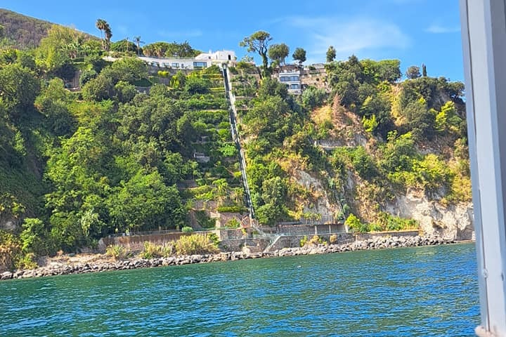 Ischia: Daily Boat Trip with Lunch