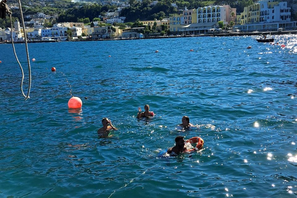Ischia: Daily Boat Trip with Lunch