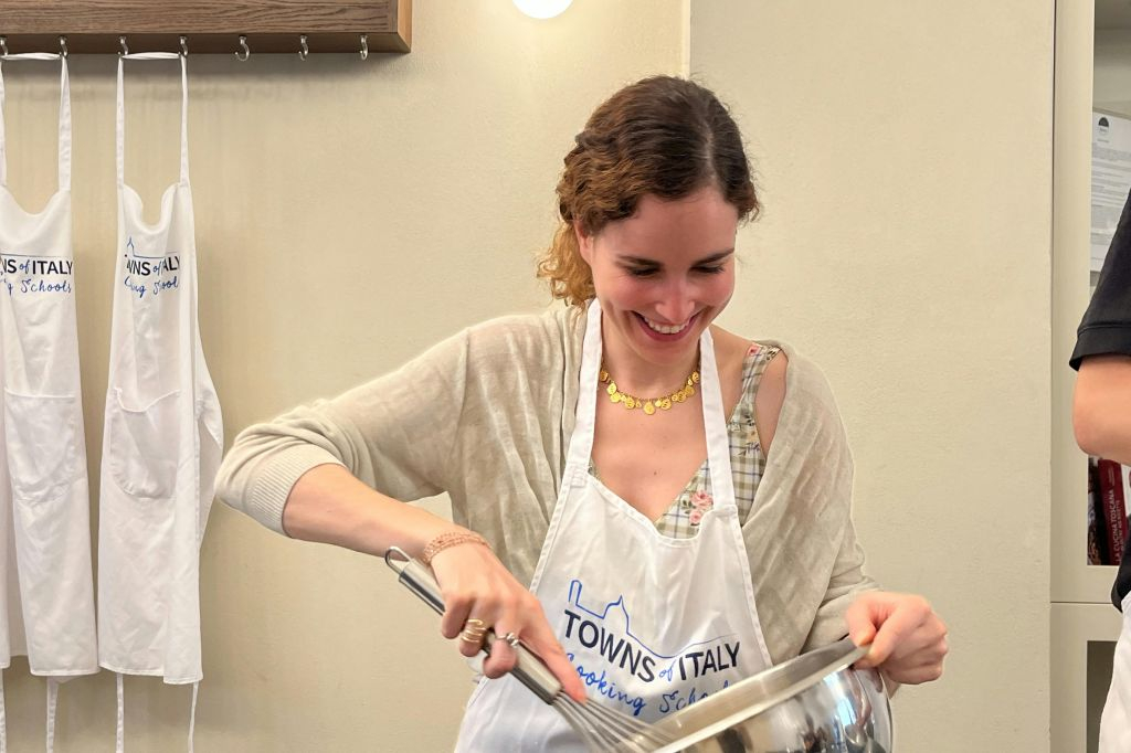 Florence: Walking Food Tour + Cooking Class with Wine