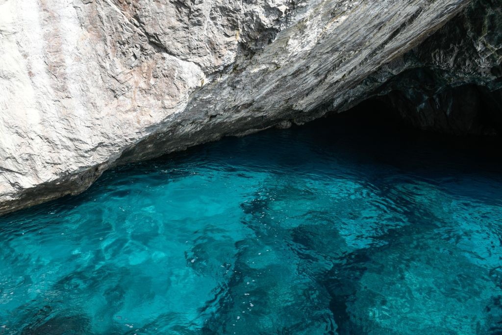 Capri Boat Experience - Small Group Tour with a Taste of Limoncello