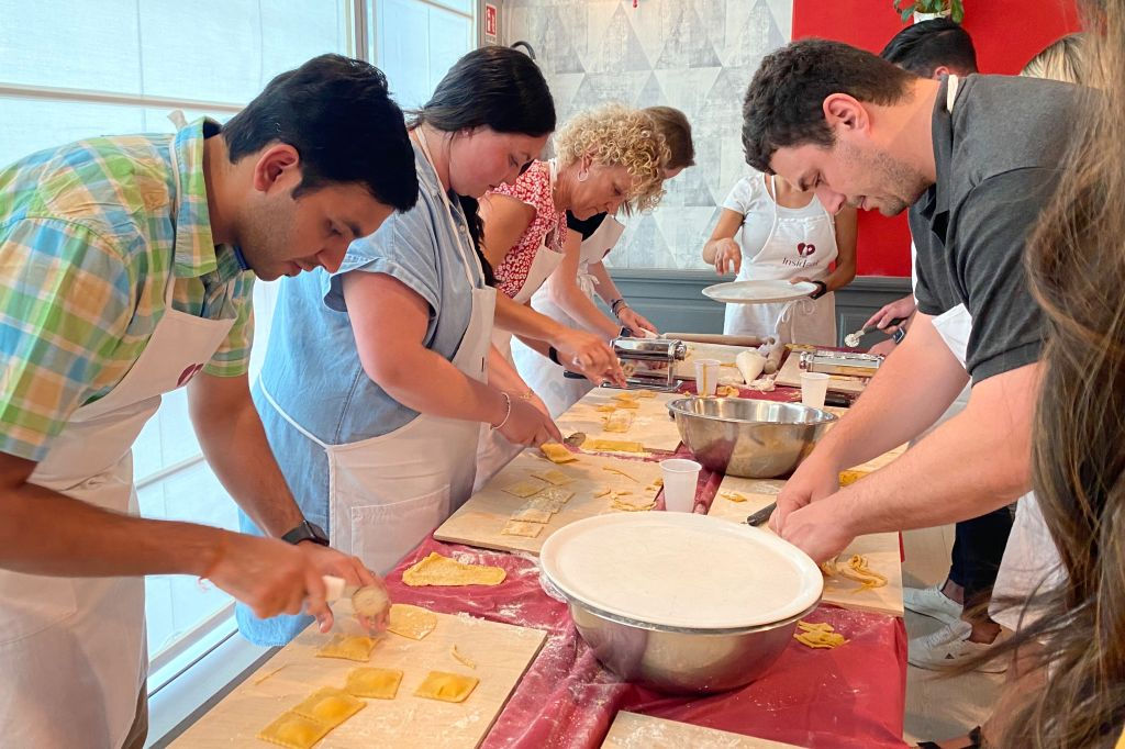 Pasta, Ravioli and Tiramisù Making Class in Rome