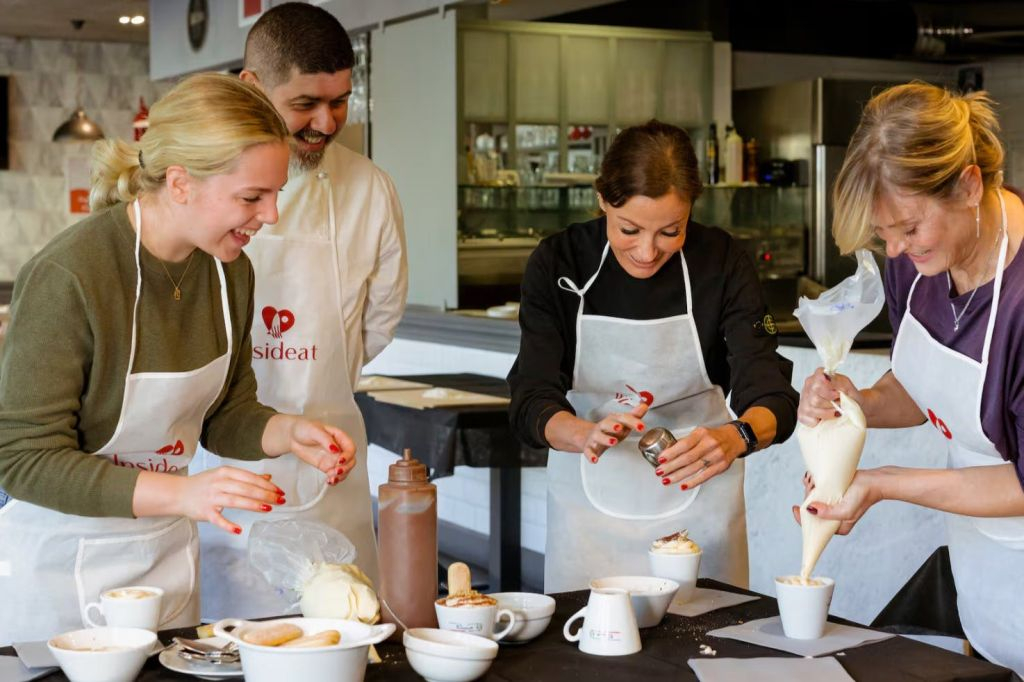 Pasta, Ravioli and Tiramisù Making Class in Rome