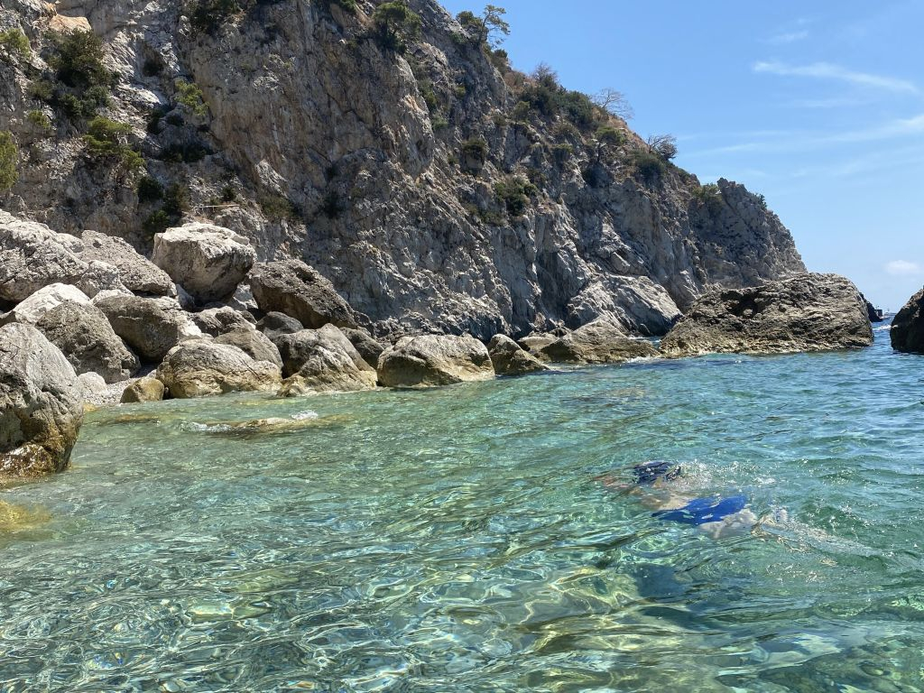 Stand Up Paddle Excursion in Capri: Caves and Beaches