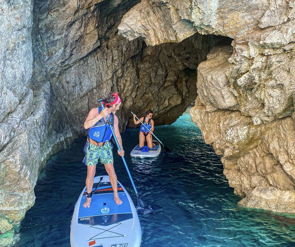 Stand Up Paddle Excursion in Capri: Caves and Beaches