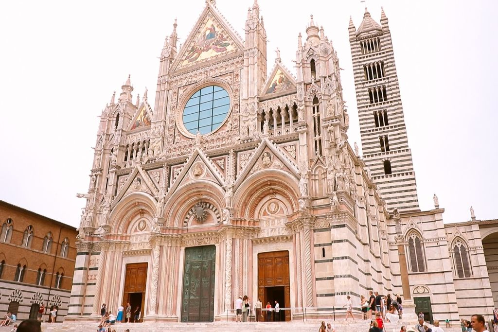 San Gimignano, Siena, Monteriggioni & Chianti: Tour + Lunch + Wine Tasting