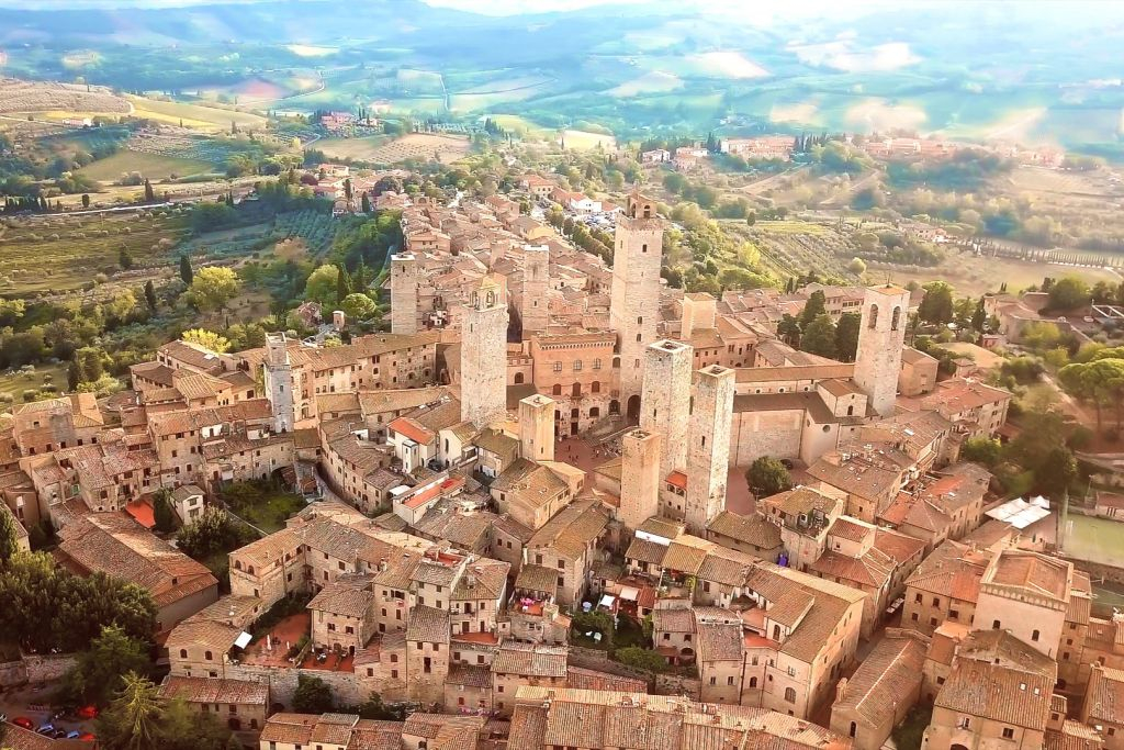 San Gimignano, Siena, Monteriggioni & Chianti: Tour + Lunch + Wine Tasting