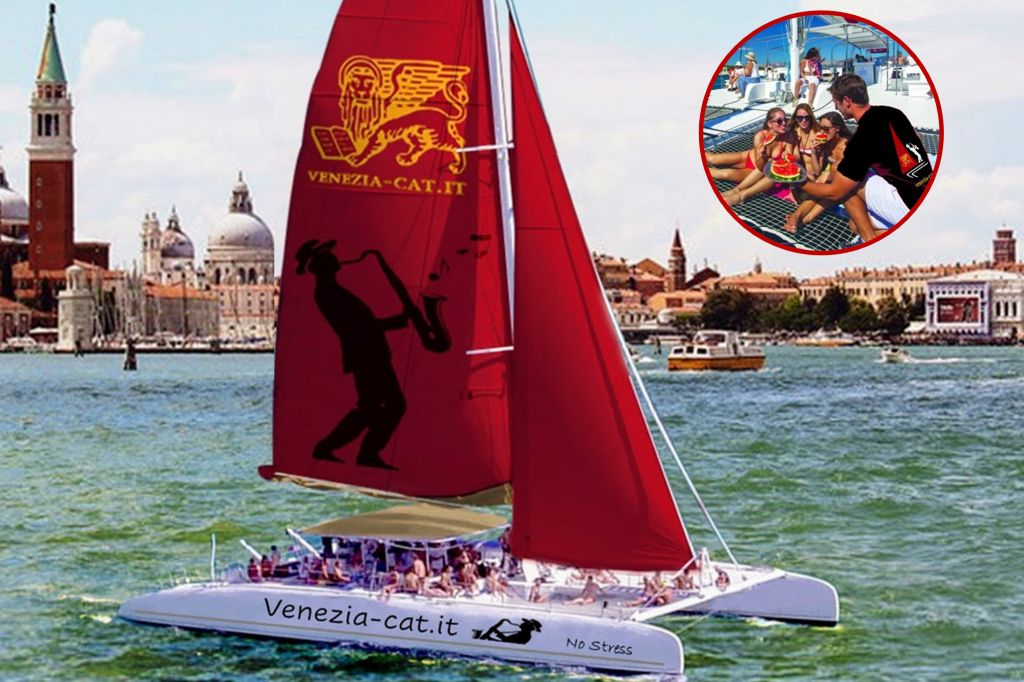 Venice Lagoon: Catamaran Tour with Lunch