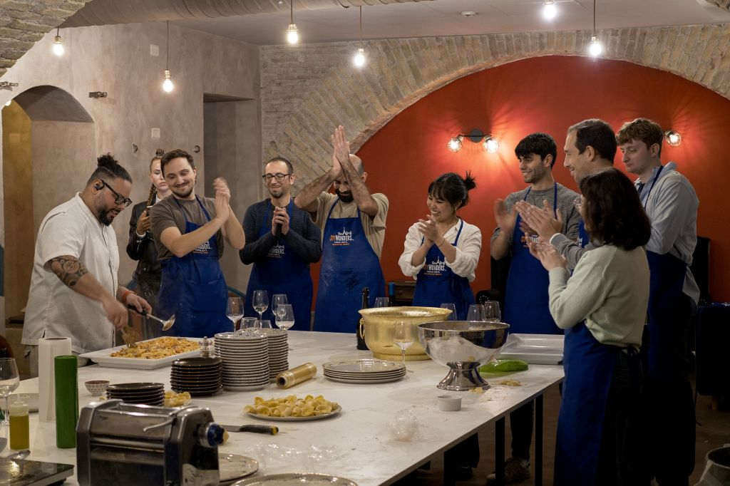 Rome: Pasta Making and Wine Tasting in Trastevere