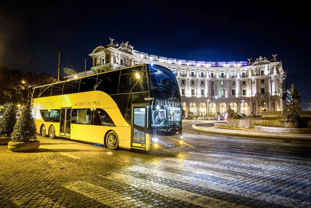 Rome: Panoramic Bus + Drink