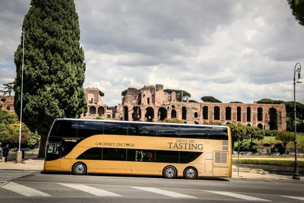 Rome: Panoramic Bus + Drink