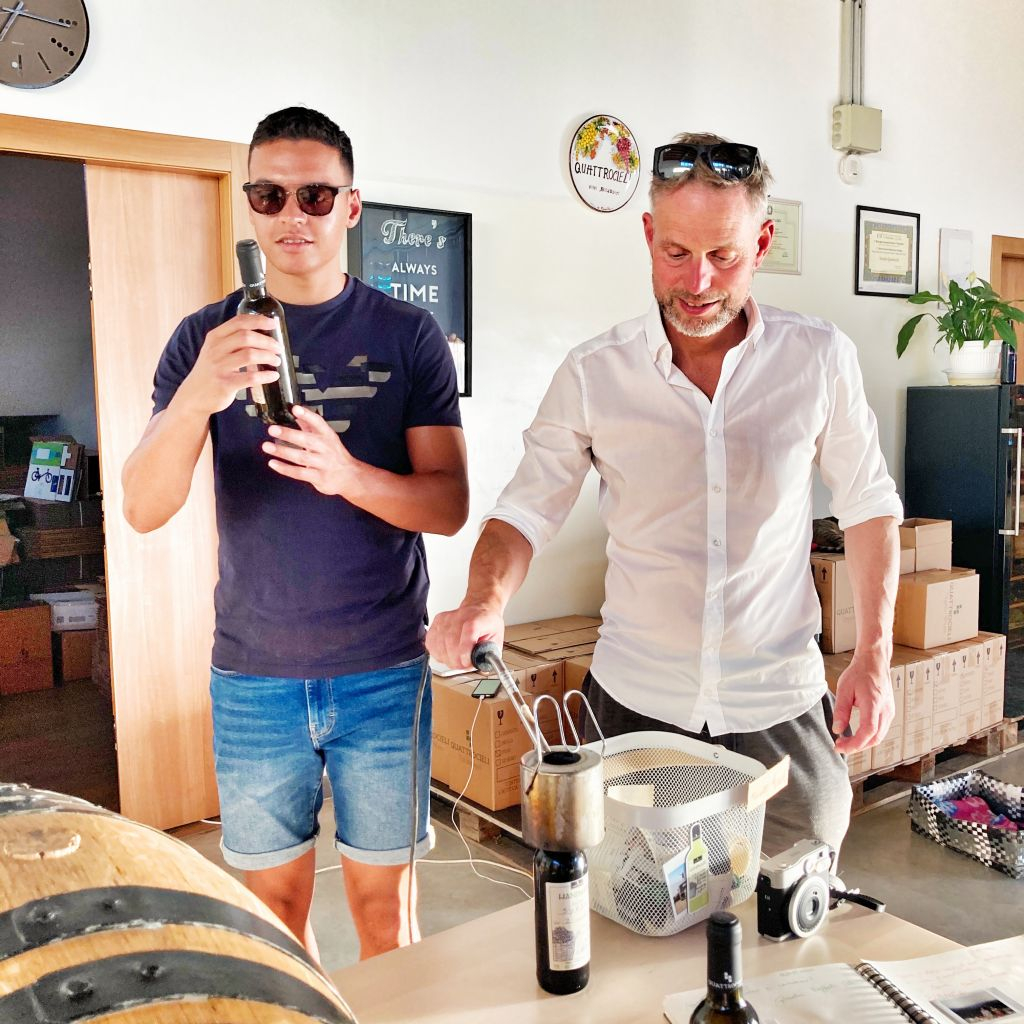 Degustazione di vini ad Alcamo, Sicilia
