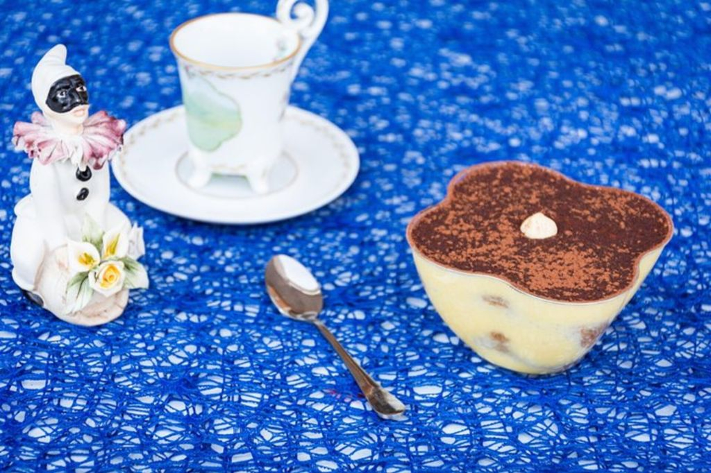 Small Group Pasta and Tiramisu Class in Naples