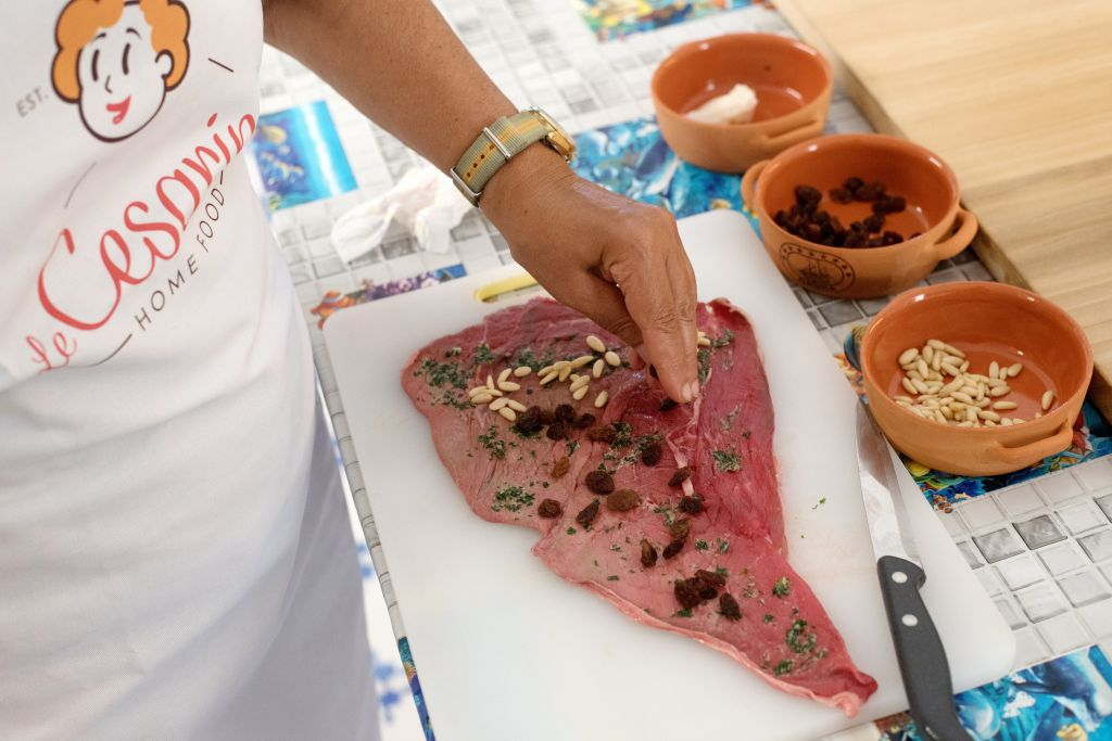 Dining Experience at a Local's Home in Naples