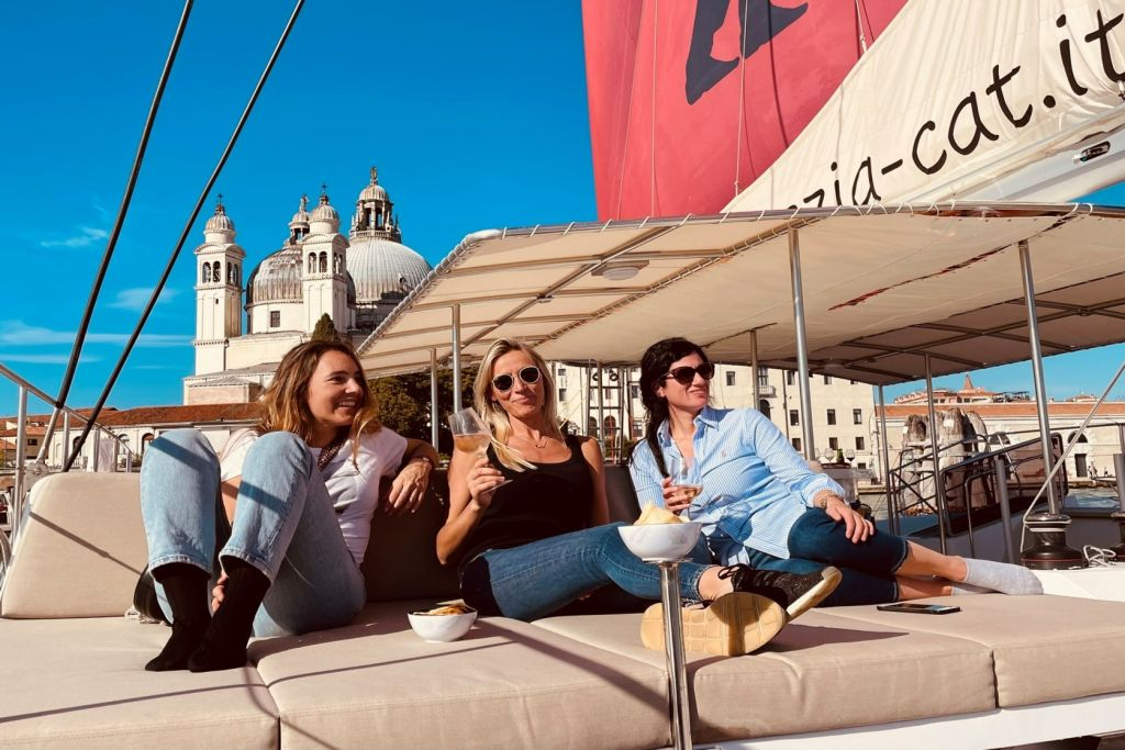 Venice Lagoon: Catamaran Tour + Spritz