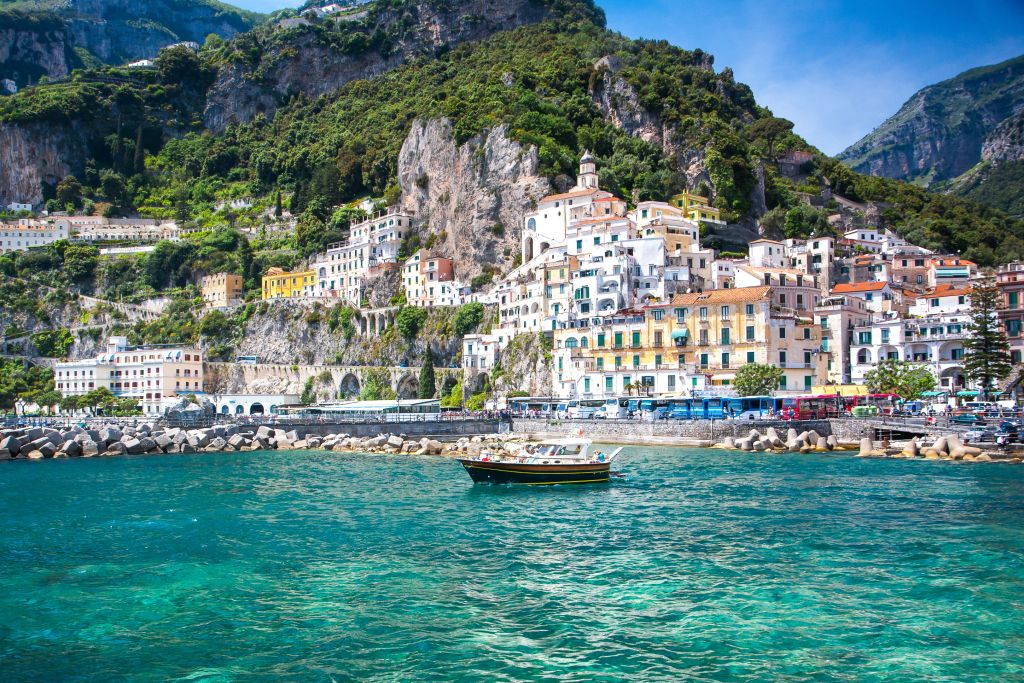 Amalfi & Positano: tour de barco a partir de Sorrento