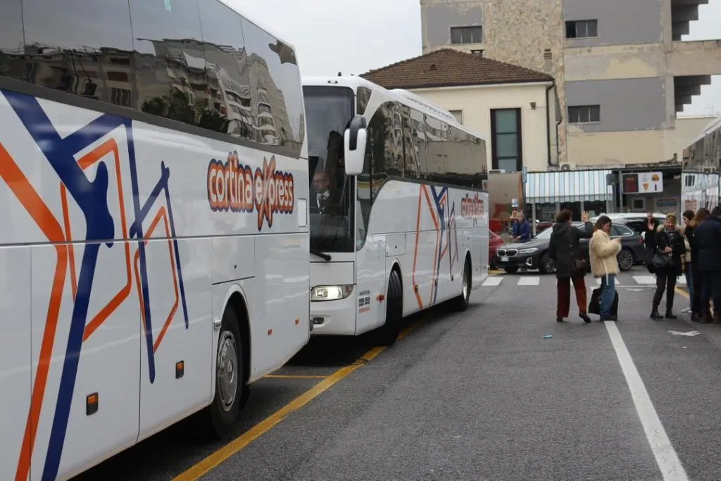 Bus from Venice Mestre Central Train Station ATVO to Cortina