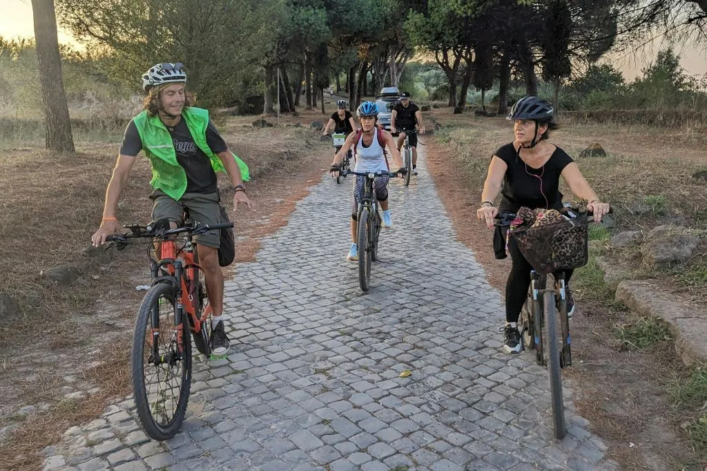 Appian Way: E-Bike Tour from Appian to Castel Gandolfo Lake