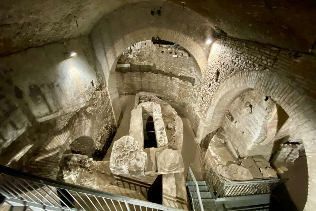 Rome Trastevere: Underground Walking Tour