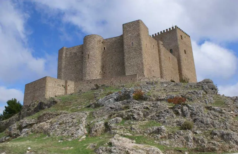 Castillo de Segura de la Sierra (Jaén) - Visitas Guiadas