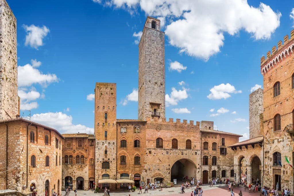 Chianti, Montalcino & San Gimignano: Wine Tasting + Day Trip from Siena