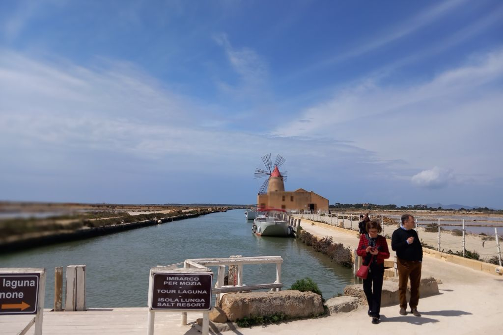 Desde Palermo: Excursión de un día a Erice + Comida siciliana + Degustación de granizados + Ruta de la Sal